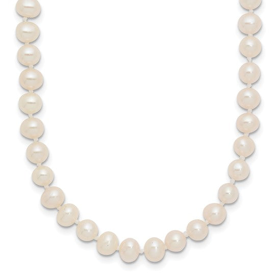 Ladies 4-5 mm White FreshWater Cultured Pearls 18"
